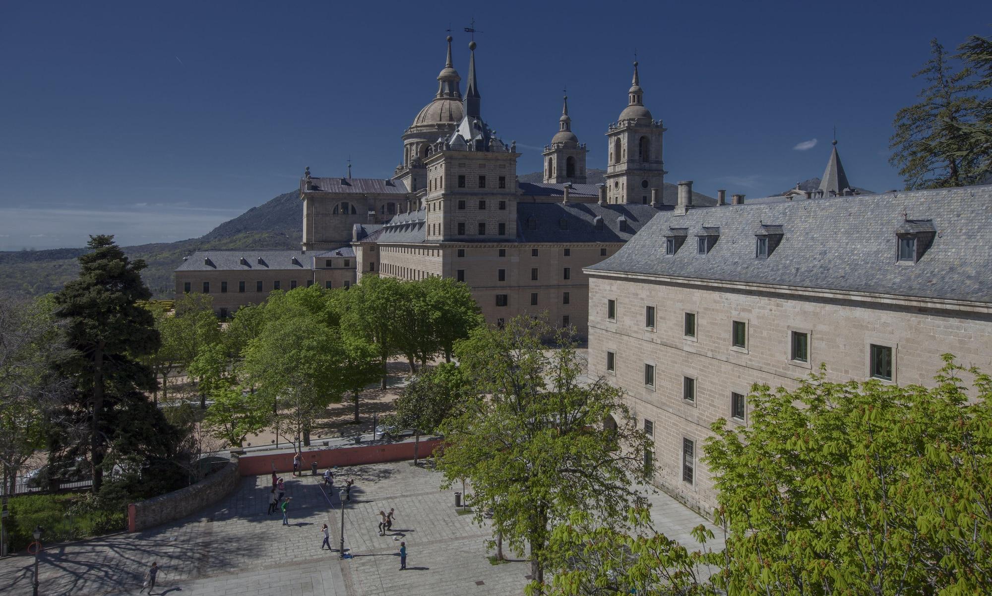 Hotel Florida San Lorenzo de El Escorial Exterior foto