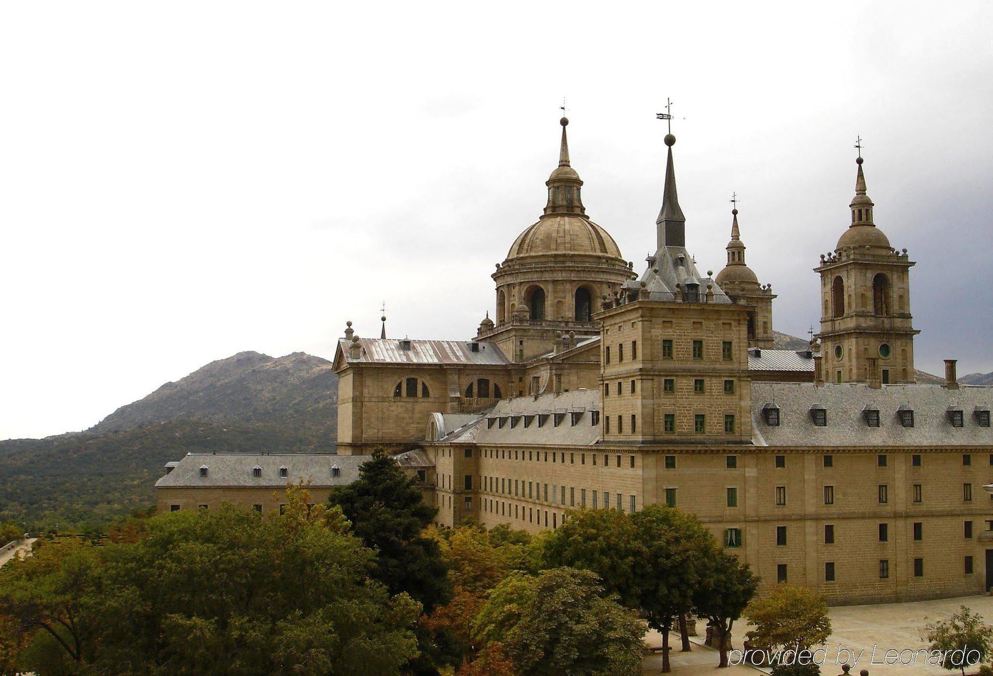 Hotel Florida San Lorenzo de El Escorial Exterior foto